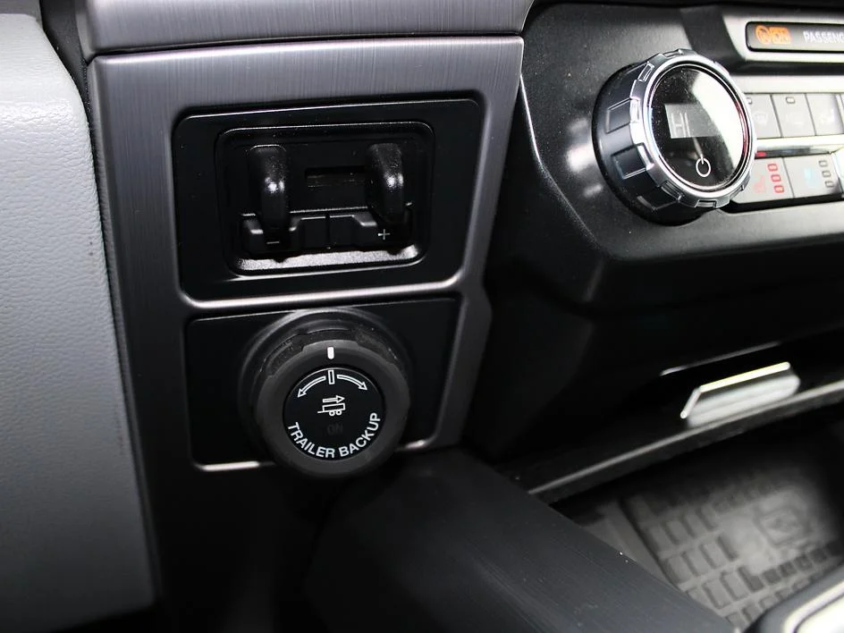 2022 Ford F-450 Super Duty Limited - Photo 18