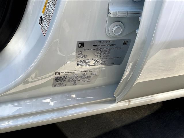 New 2026 Summit White Chevrolet Custom image 17