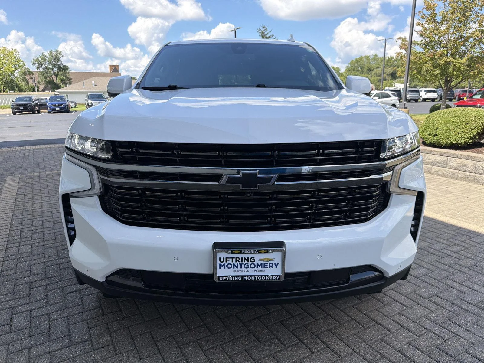 Used 2022 SUMMIT WHITE Chevrolet RST image 8
