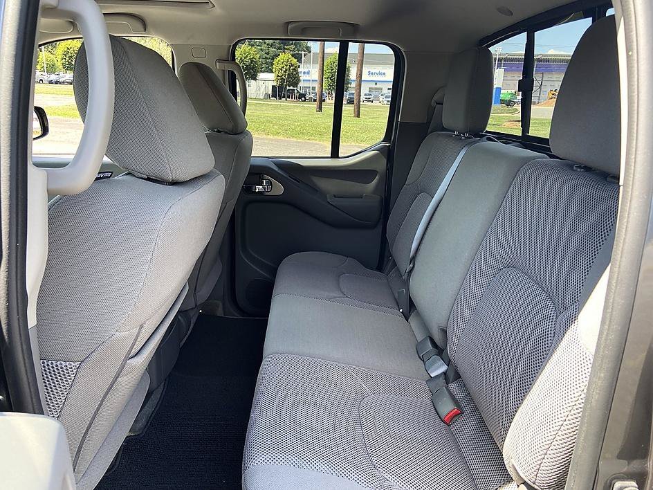 Used 2018 Gun Metallic Nissan SV V6 image 12