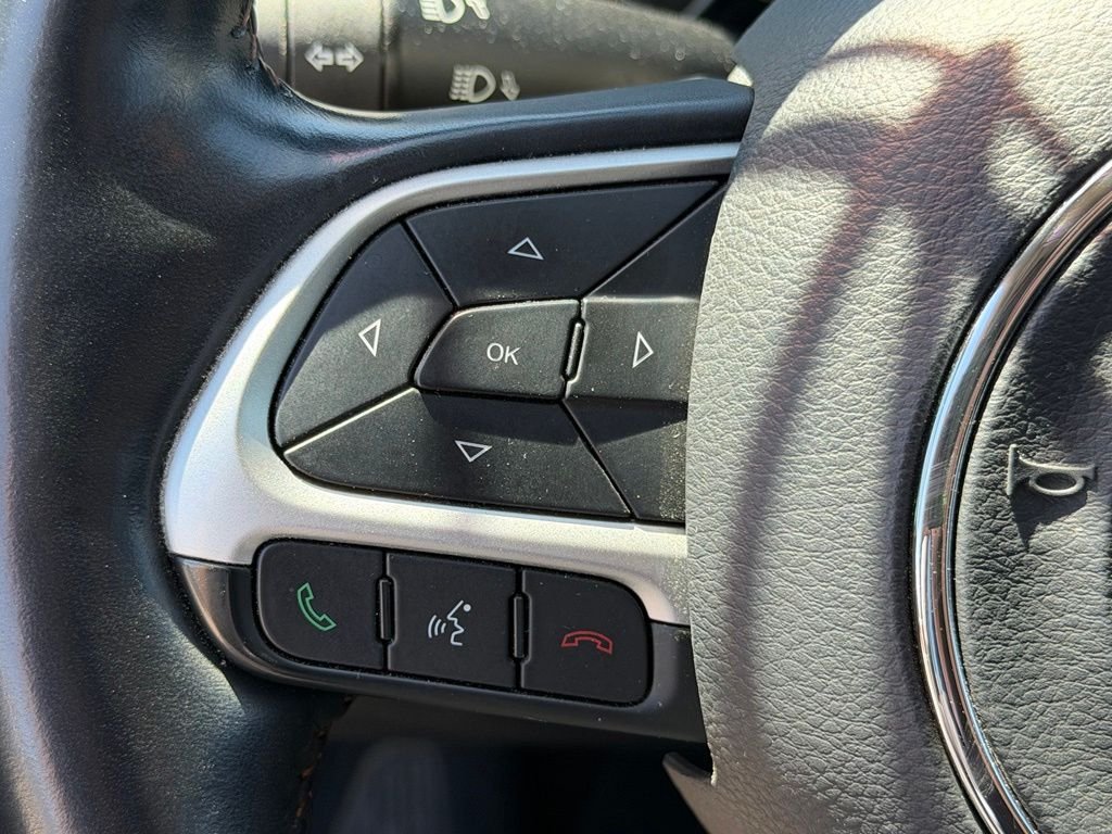 Used 2019 Black Jeep Limited image 15