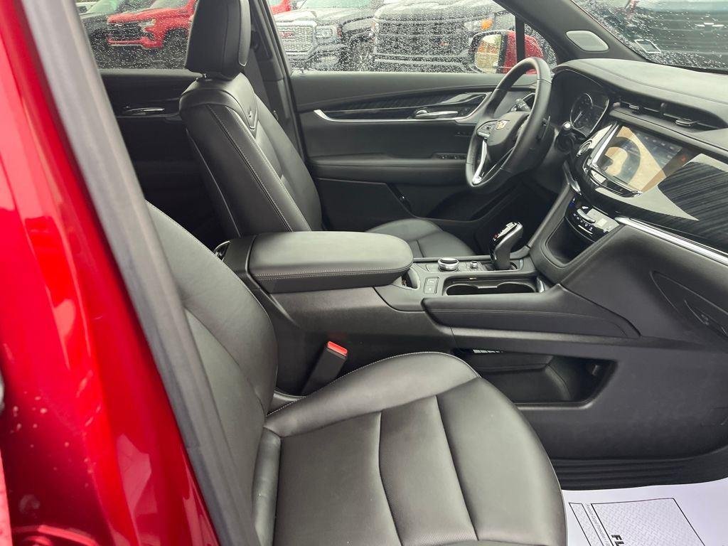 2024 Cadillac XT6 Premium Luxury - Photo 31