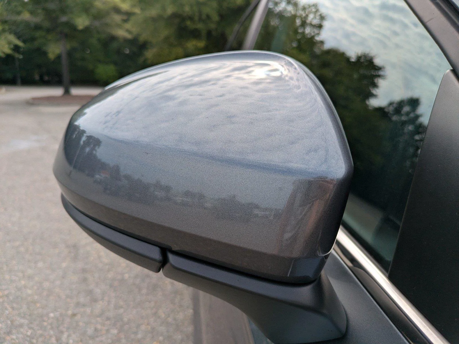 Used 2022 Platinum Gray Metallic Volkswagen SE image 12