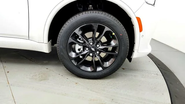 New 2026 White Knuckle Clear-Coat Exterior Paint Dodge GT Plus image 21