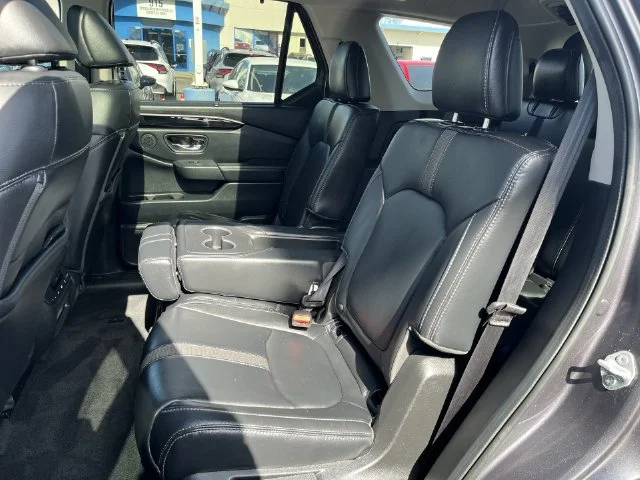 Used 2025  Honda Touring image 27