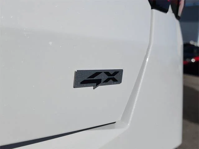 New 2026 White Kia S image 5
