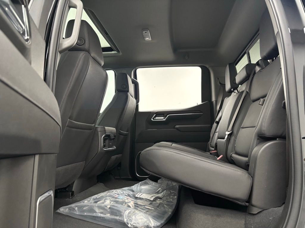 New 2026 Onyx Black GMC SLT image 41