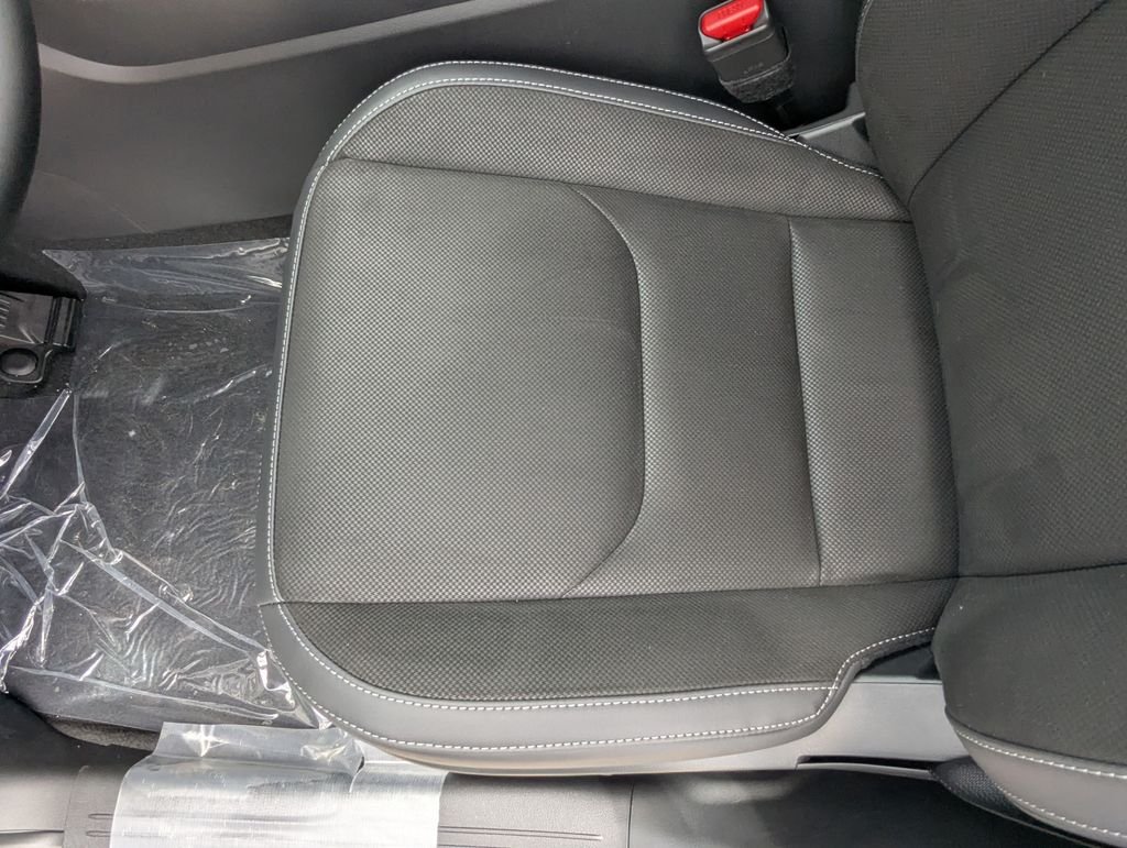New 2026 Rhodium White Metallic Mazda 2.5 S Preferred AWD image 10