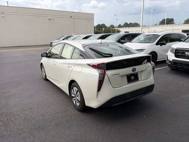 Used 2017 Blizzard Pearl Toyota Two image 7