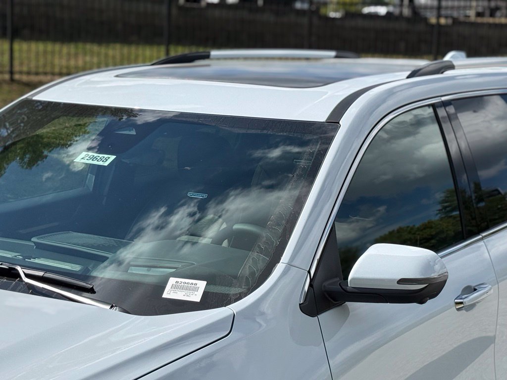 2027 GMC Acadia Denali Ultimate - Photo 10