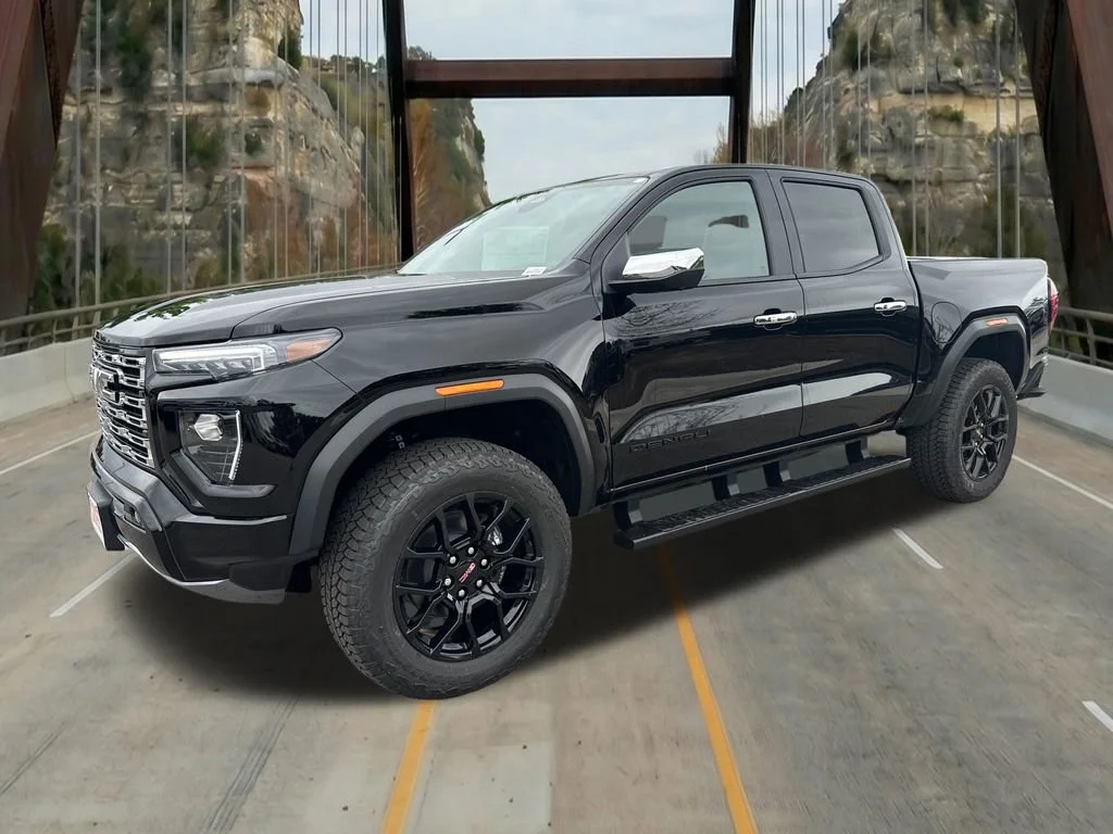 2026 GMC Canyon 4WD Denali Crew Cab Short Box's photo