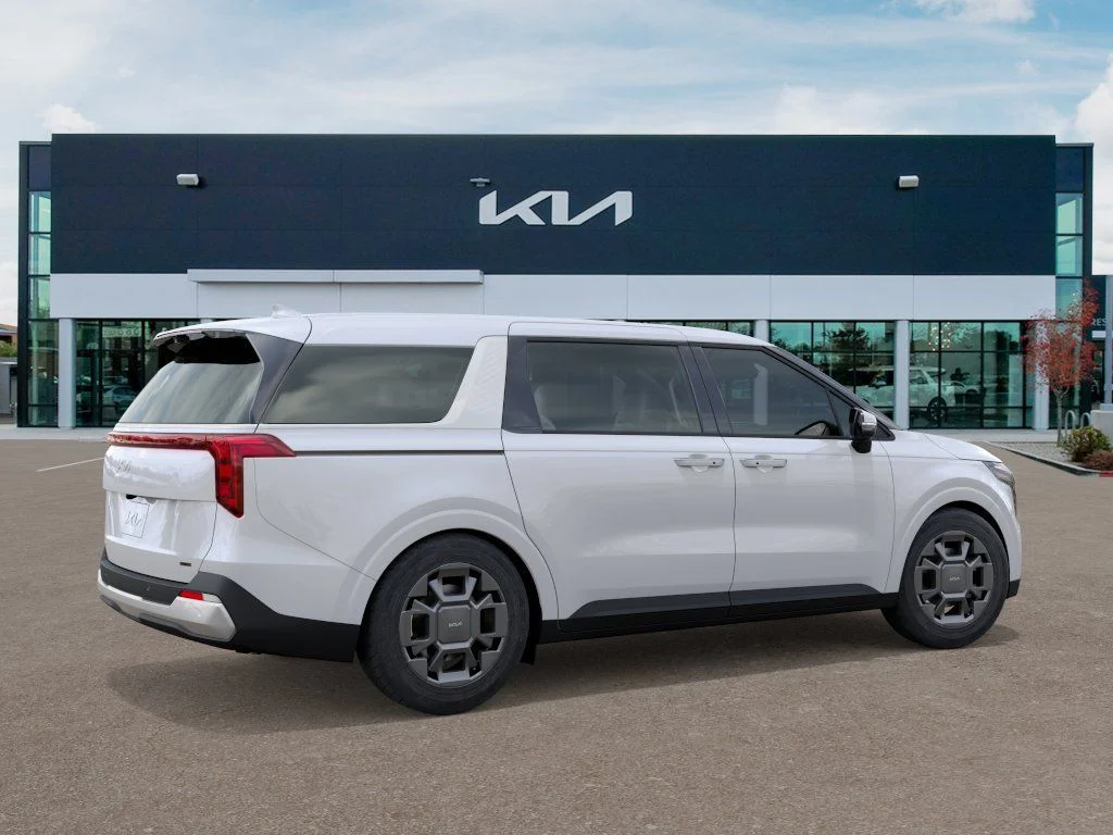 New 2027 White Kia EX image 6