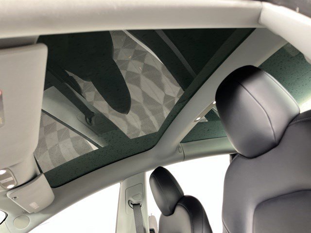 Used 2018 Silver Tesla Long Range Battery image 23
