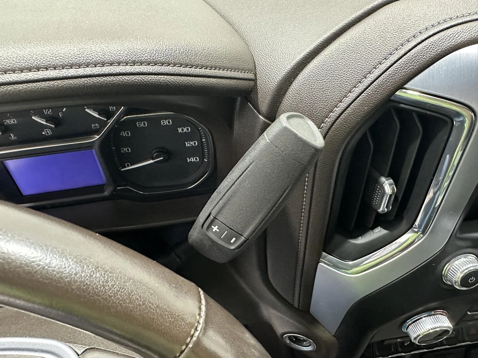 Used 2021 ONYX BLACK GMC SLT image 14