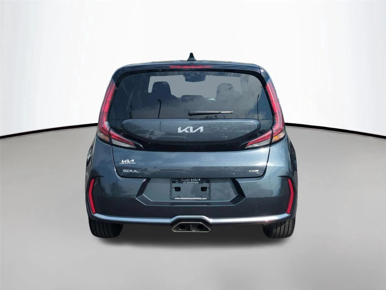 Used 2025 Gravity Gray Kia GT-Line image 4