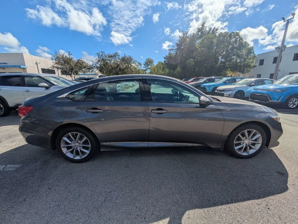 Used 2022 Modern Steel Metallic Honda 1.5T LX image 3
