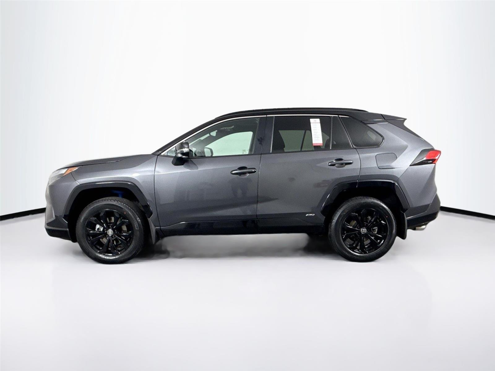 Used 2024 Magnetic Gray Metallic/Midnight Black Metallic Toyota Hybrid XSE image 14