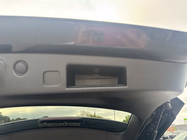 Used 2018 Black Chevrolet LT image 31