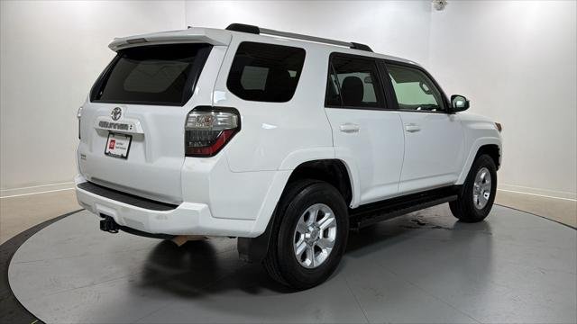 Certified Used 2022 ICE CAP Toyota SR5 image 5