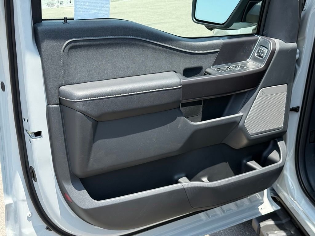 New 2026 Avalanche Ford Lariat® image 17