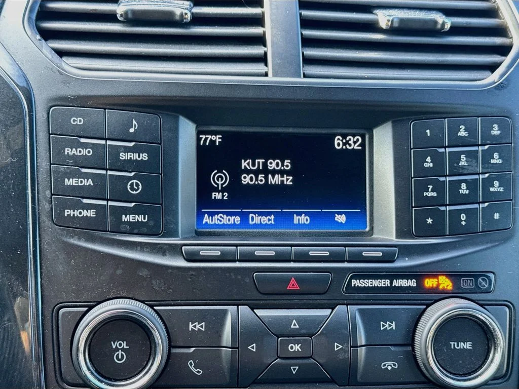 Used 2017 Silver Ford XLT image 16