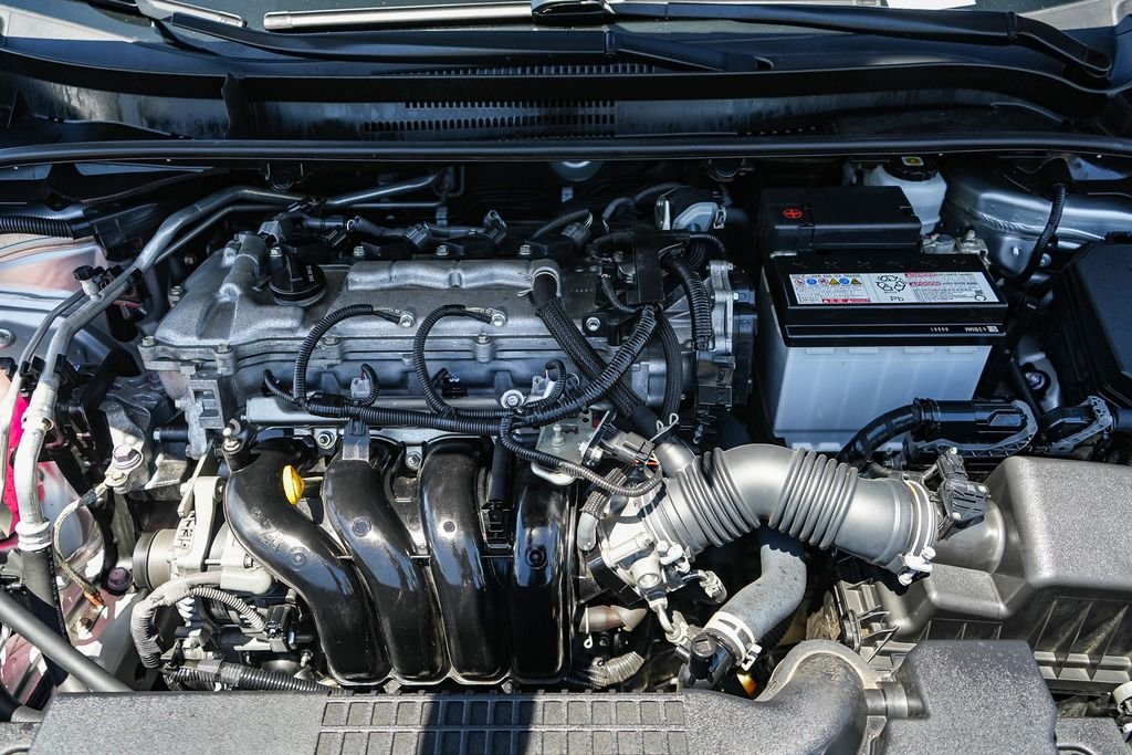 Used 2022 Silver Toyota LE image 25