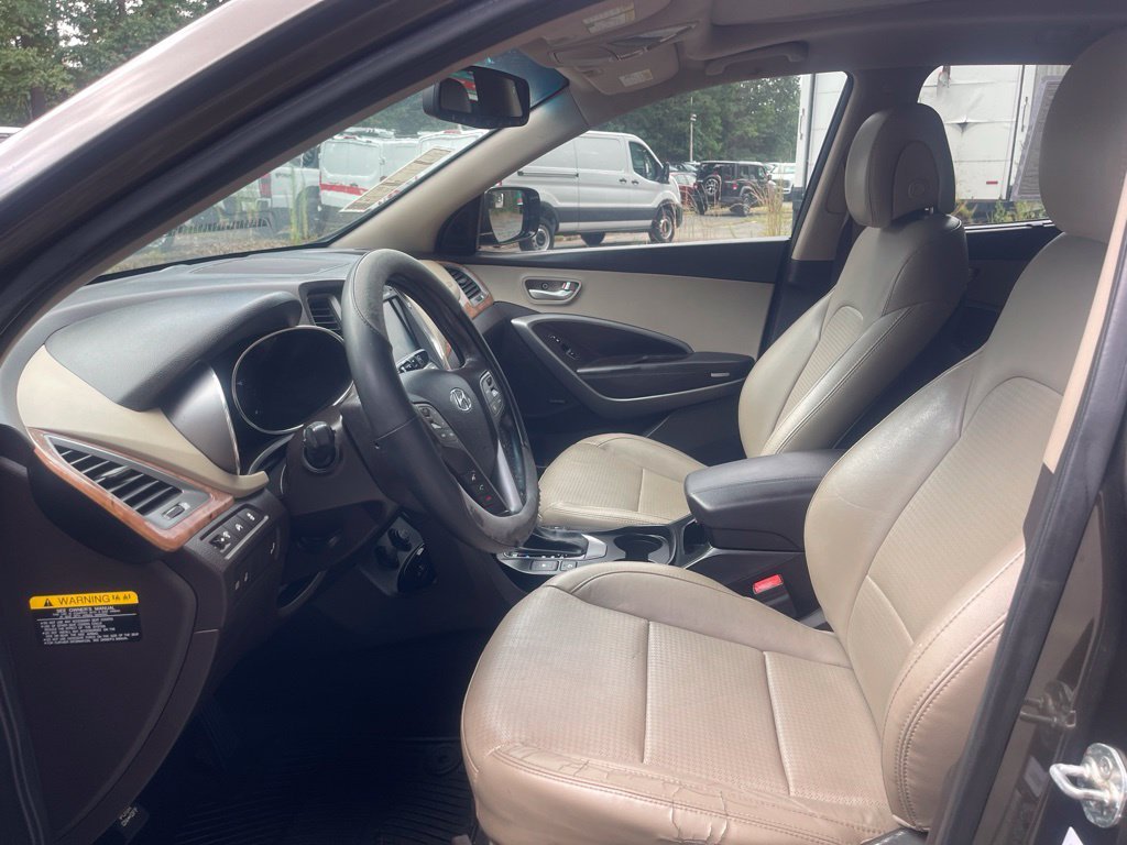 Used 2014 Brown Hyundai Base image 15