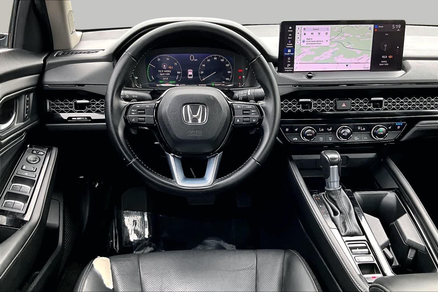 Used 2023 Meteorite Gray Metallic Honda Touring image 6