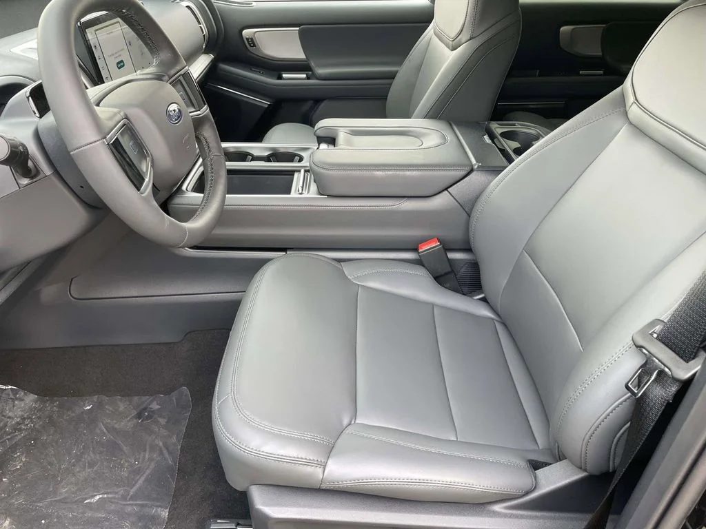 New 2026 Agate Black Metallic Ford Active image 13
