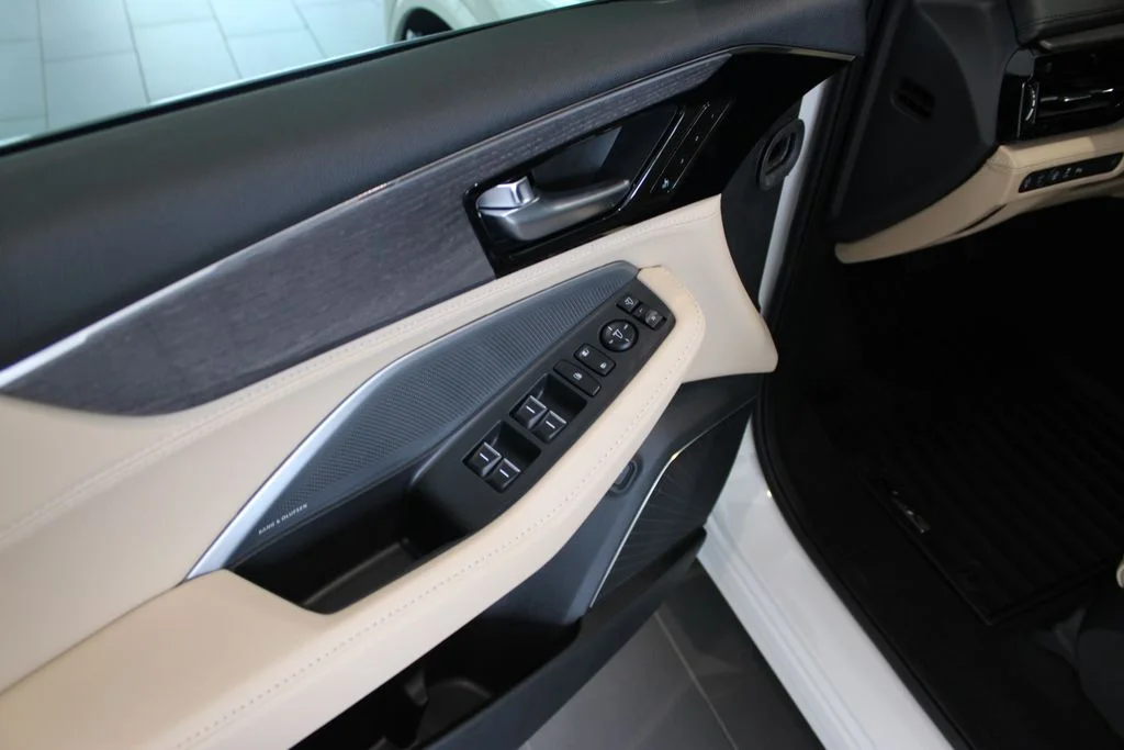 New 2026 Platinum White Pearl Acura Advance Package image 29