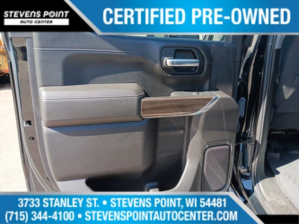 Used 2021 Black Chevrolet RST image 31
