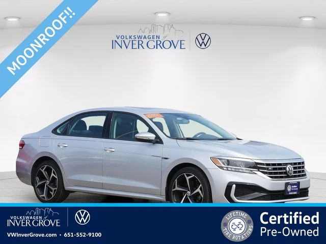 2020 Volkswagen Passat 2.0T R-Line Auto's photo