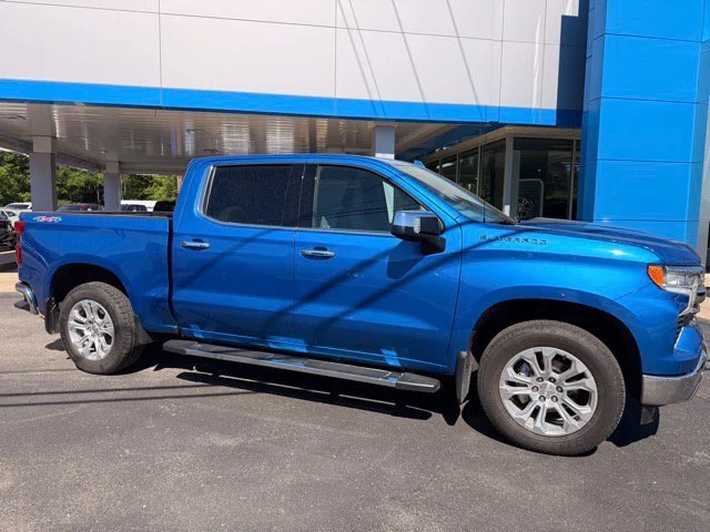 Used 2023 Glacier Blue Metallic Chevrolet LTZ image 10