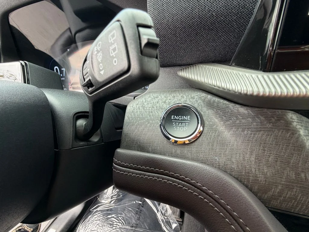 Used 2025 Gray Ford Platinum image 36