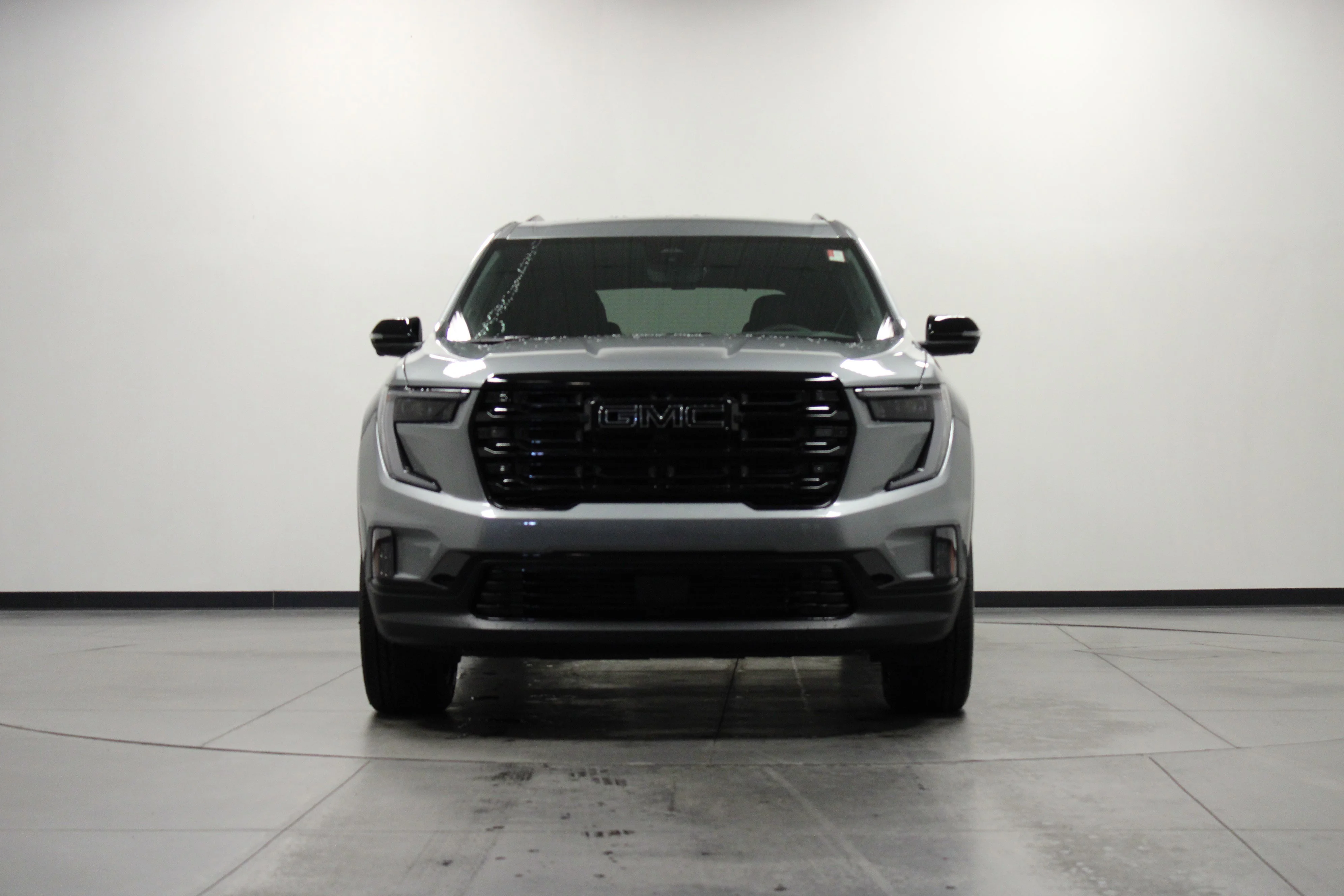 New 2026 Sterling Metallic GMC Elevation image 8