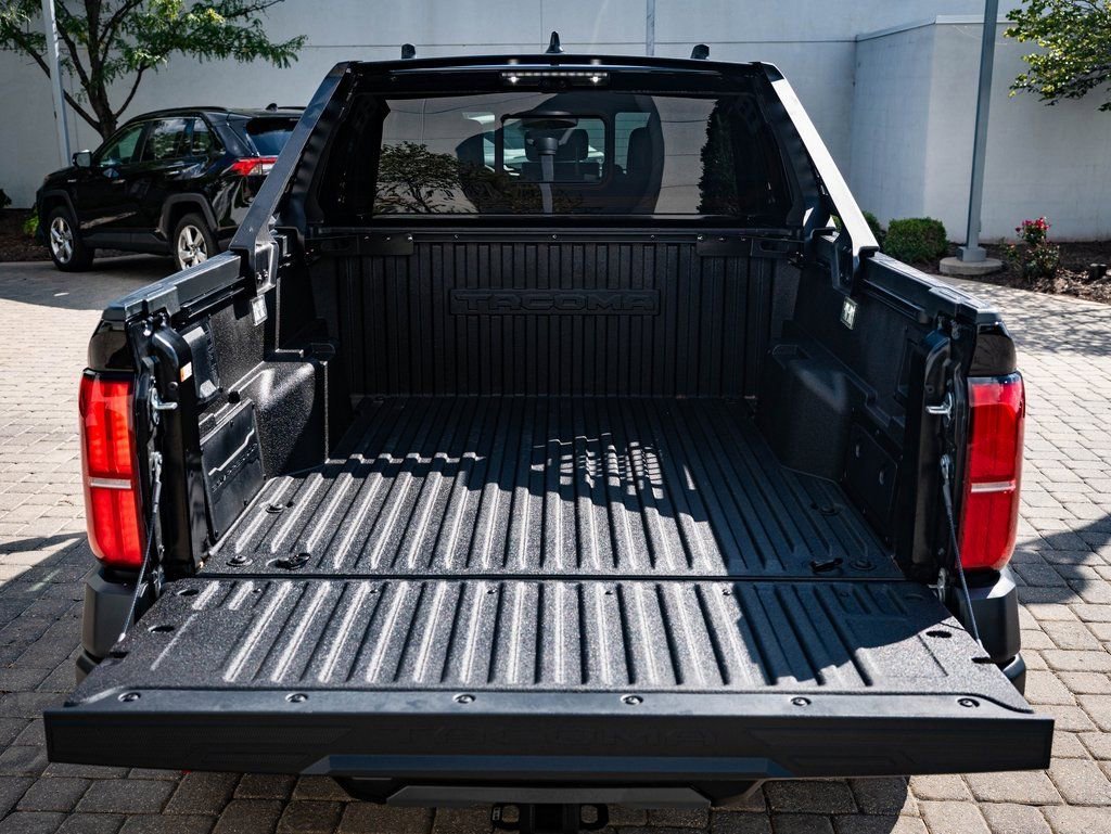 2025 Toyota Tacoma Trailhunter - Photo 18