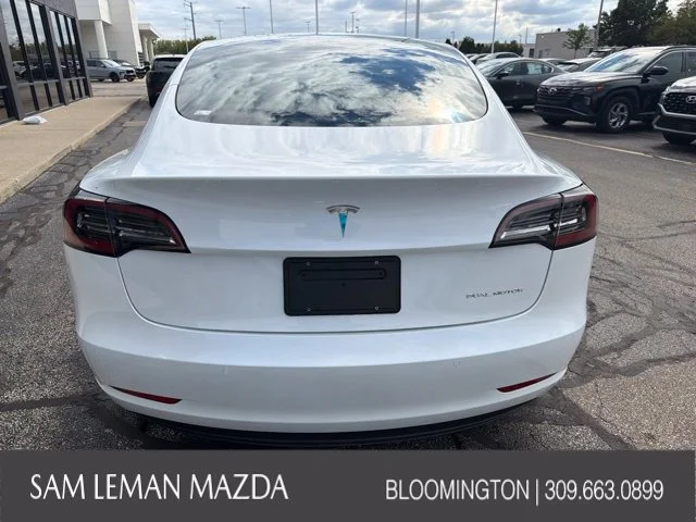 Used 2022 White Tesla Long Range image 11