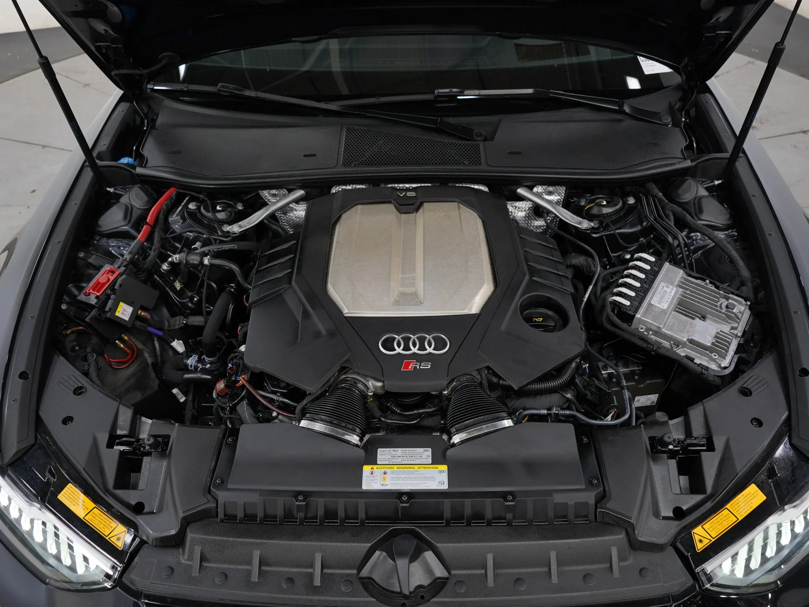 Used 2021 Mythos Black Metallic Audi 4.0 image 44