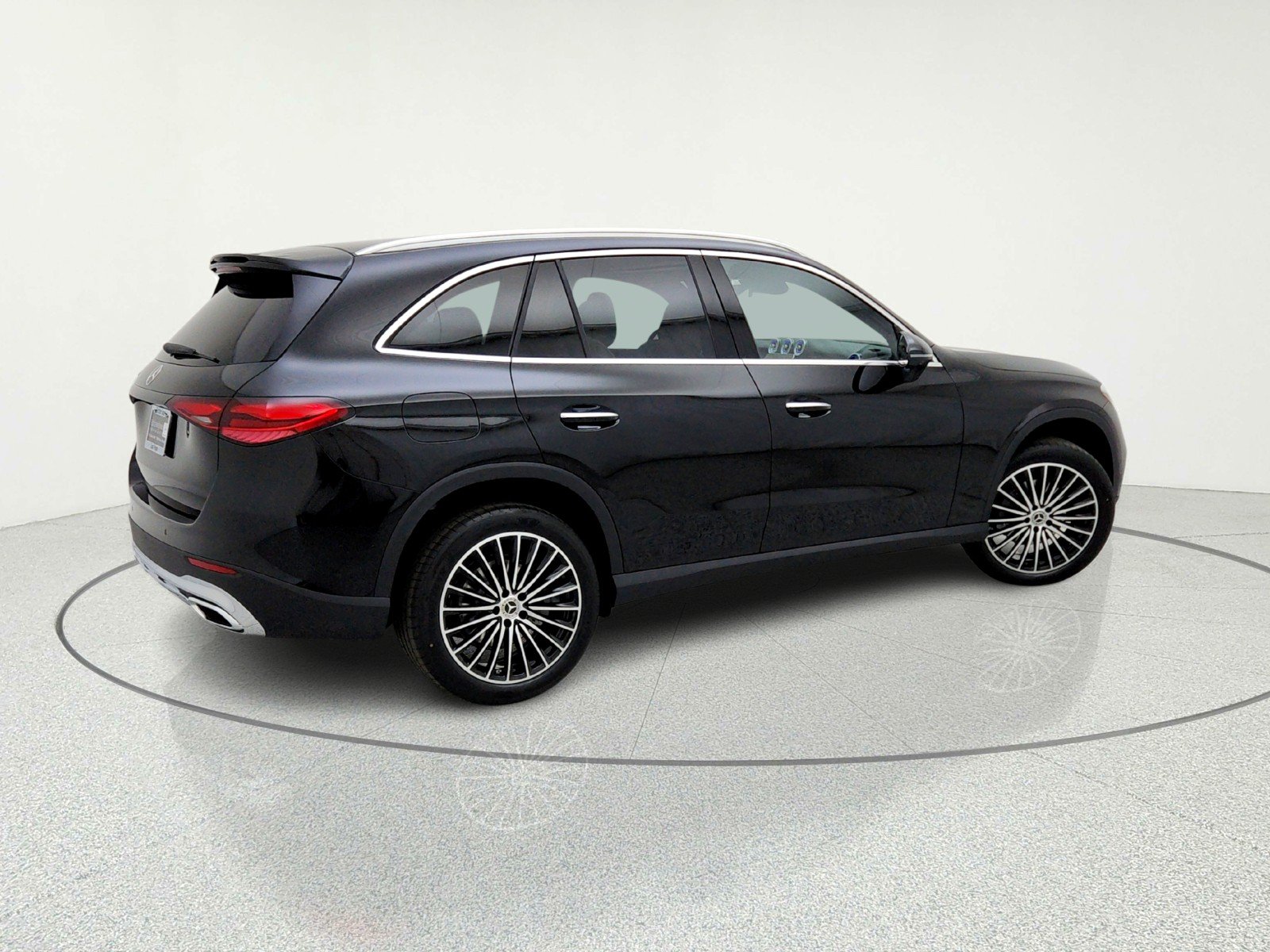 New 2026 Black Mercedes-Benz GLC 300 SUV image 9