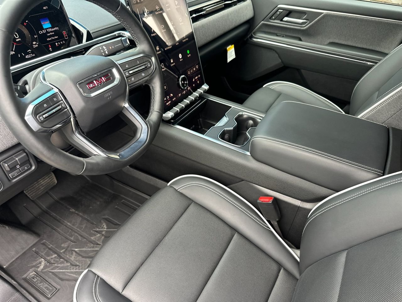 Used 2026 Onyx Black GMC Elevation Extended Range image 45