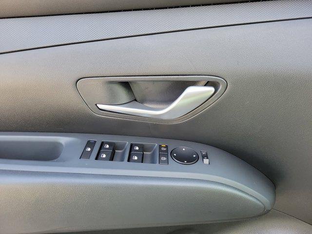 New 2026 Phantom Black Hyundai SEL AWD image 17