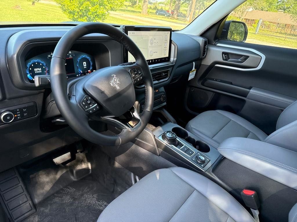 New 2025 Shadow Black Ford Badlands® image 15