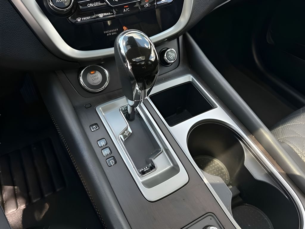 Used 2024 Black Nissan Platinum image 15