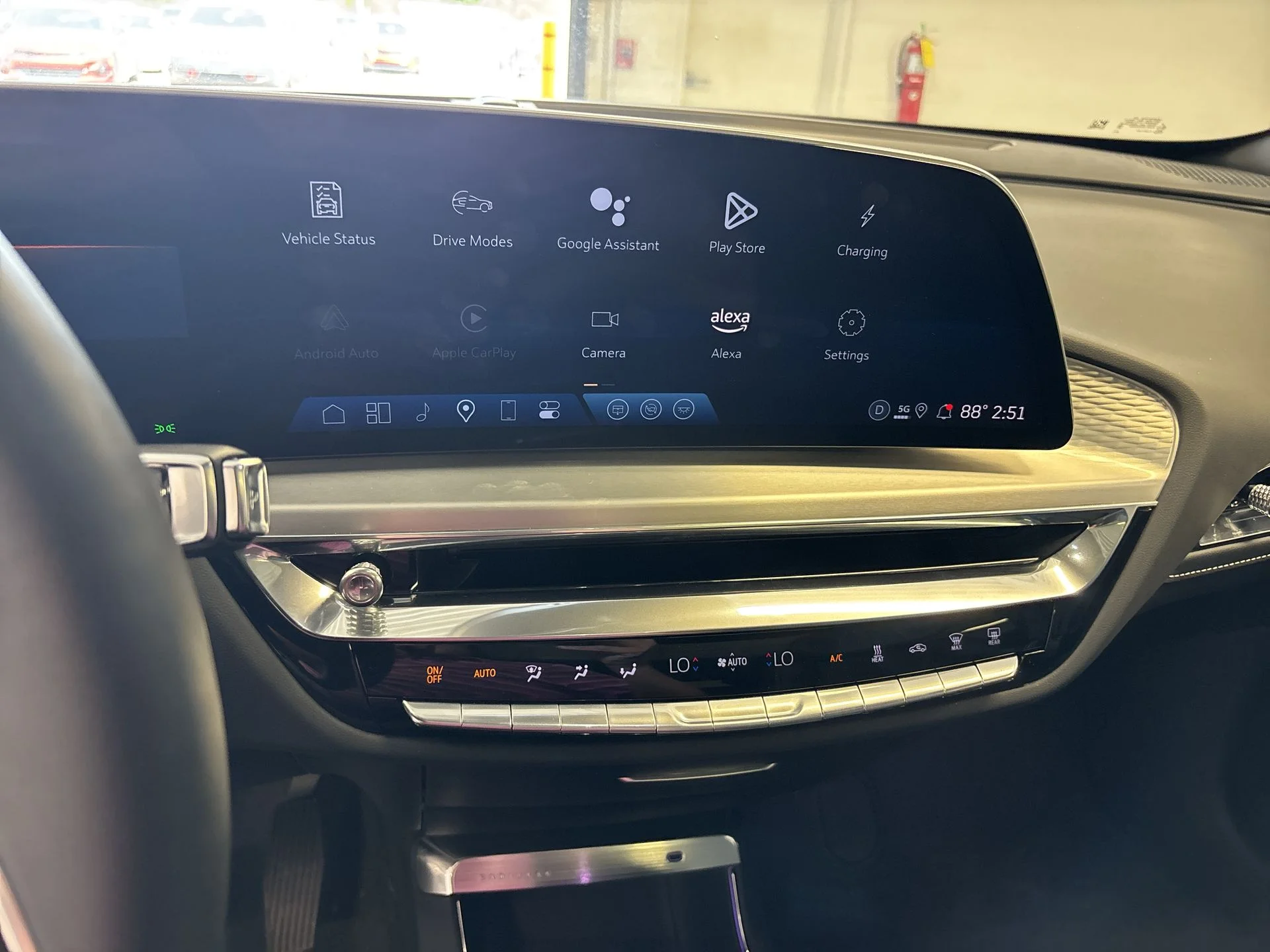 2025 Cadillac LYRIQ Luxury 2 - Photo 59