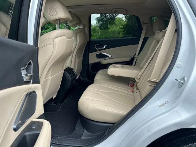 Used 2021  Acura Base image 26