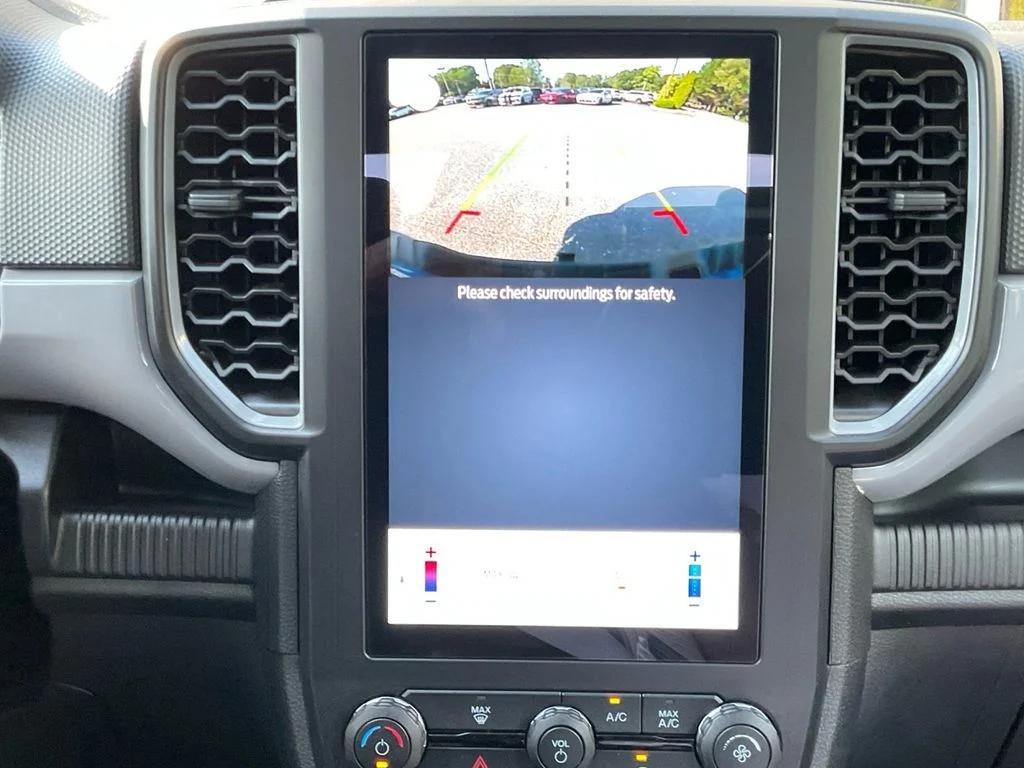 Used 2025 Blue Ford XL image 21