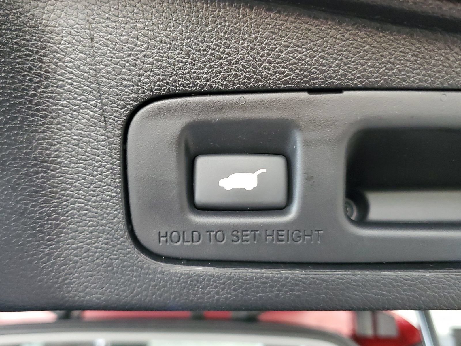 Used 2022 Red Honda Touring image 9