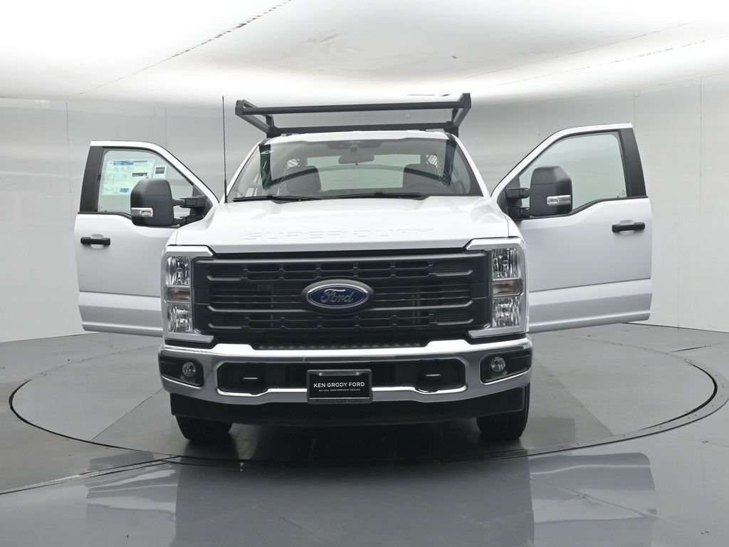 New 2026 Oxford White Ford XL image 33