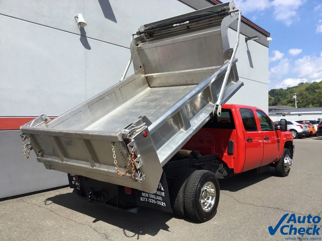 Used 2013 Red Chevrolet Work Truck image 11