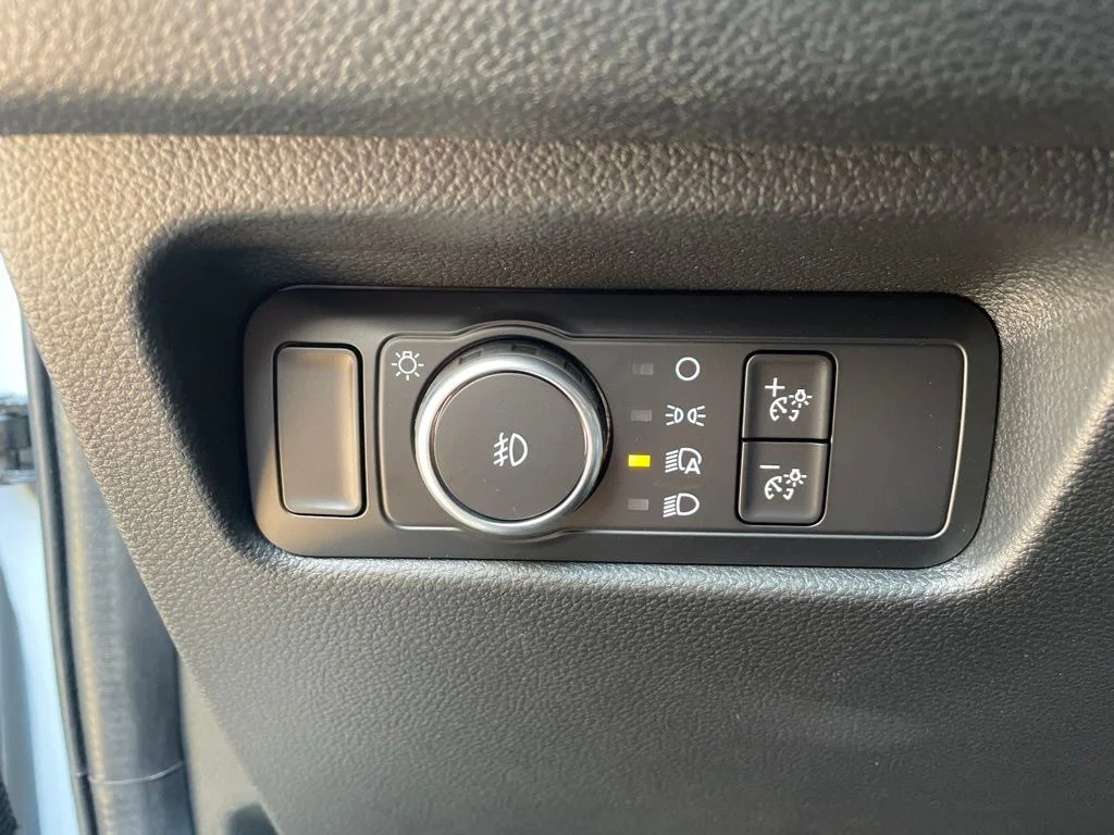 New 2026 AVALANCHE Ford XLT image 22